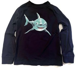 Rumi + Ryder Navy Blue Shark Print Long Sleeve T-Shirt Boys Size XS (4/5)